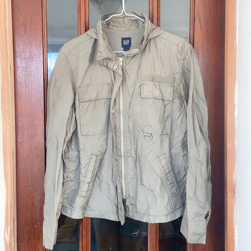 Gap weatherproof tech jacket, Size L, light green